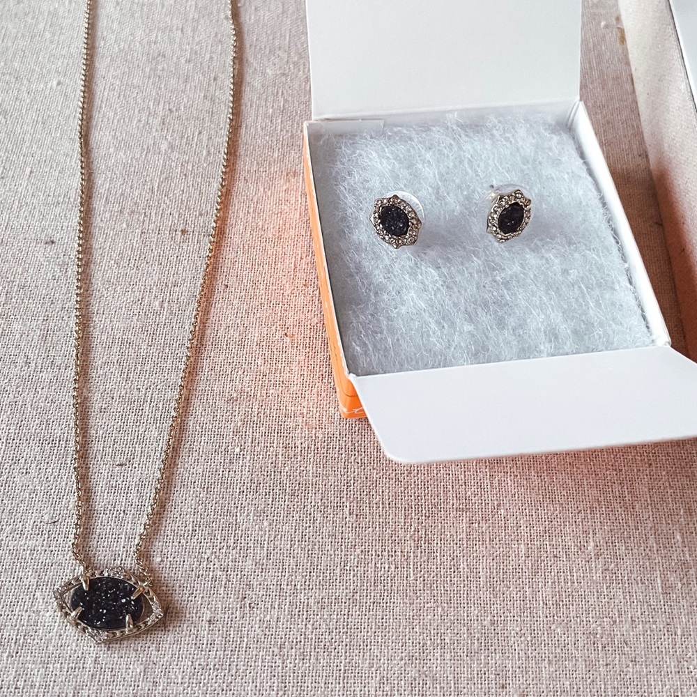 Delicate earring and necklace combo.